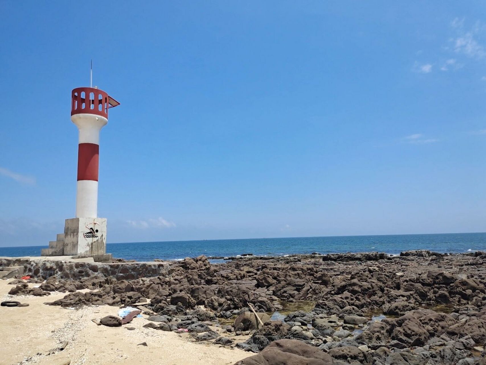 殊不知,离白浪滩不远的地方有一个不为人知的小景区,他就是白沙湾.