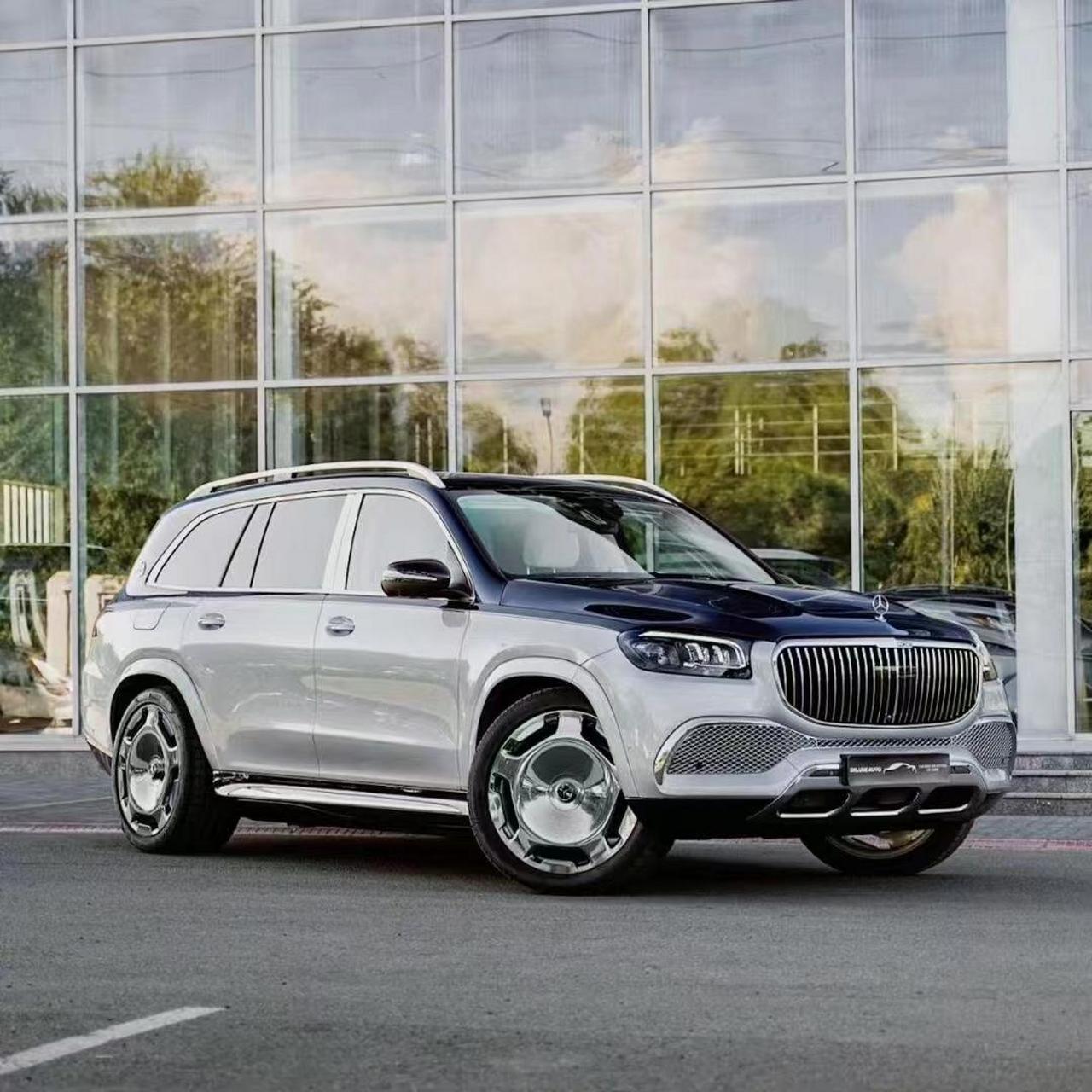迈巴赫gls600 礼乐  蓝银双拼双色版/棕色  指导价:248.8 选配油漆:26