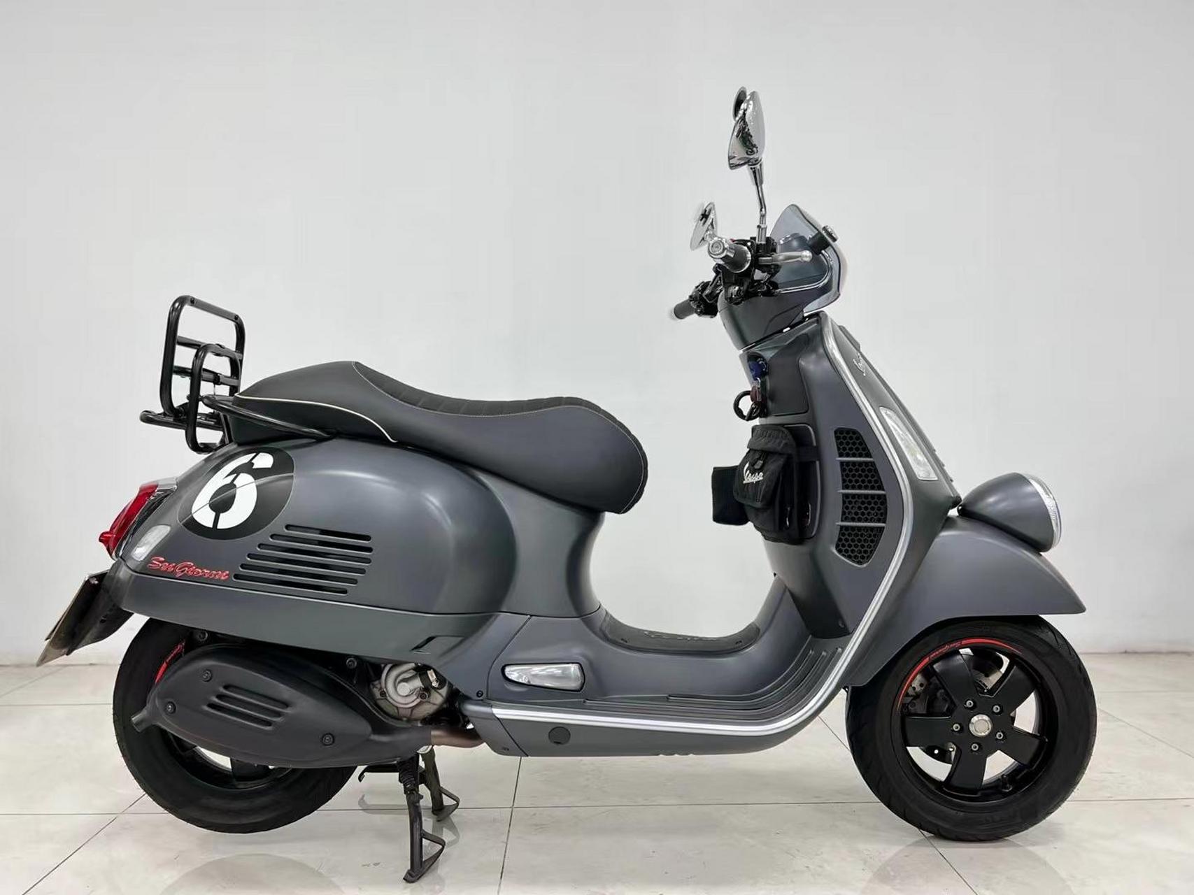 22年8月维斯帕gts300 六日版,准新车,沪牌一手,实表3900公里,零瑕疵
