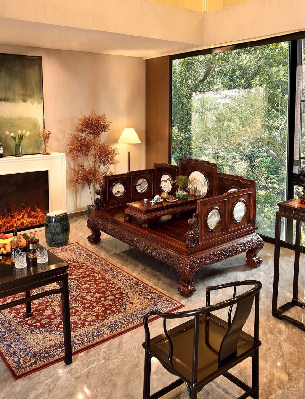 没法拒绝的中式美,罗汉床这么搭配太好看了 此七屏风镶云石罗汉床微凹