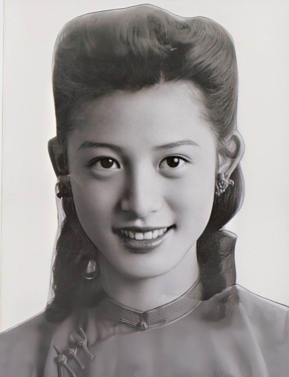 老照里的美人:王德民,徐谟佳 【提示】:谢谢大家喜欢两位长辈的美丽