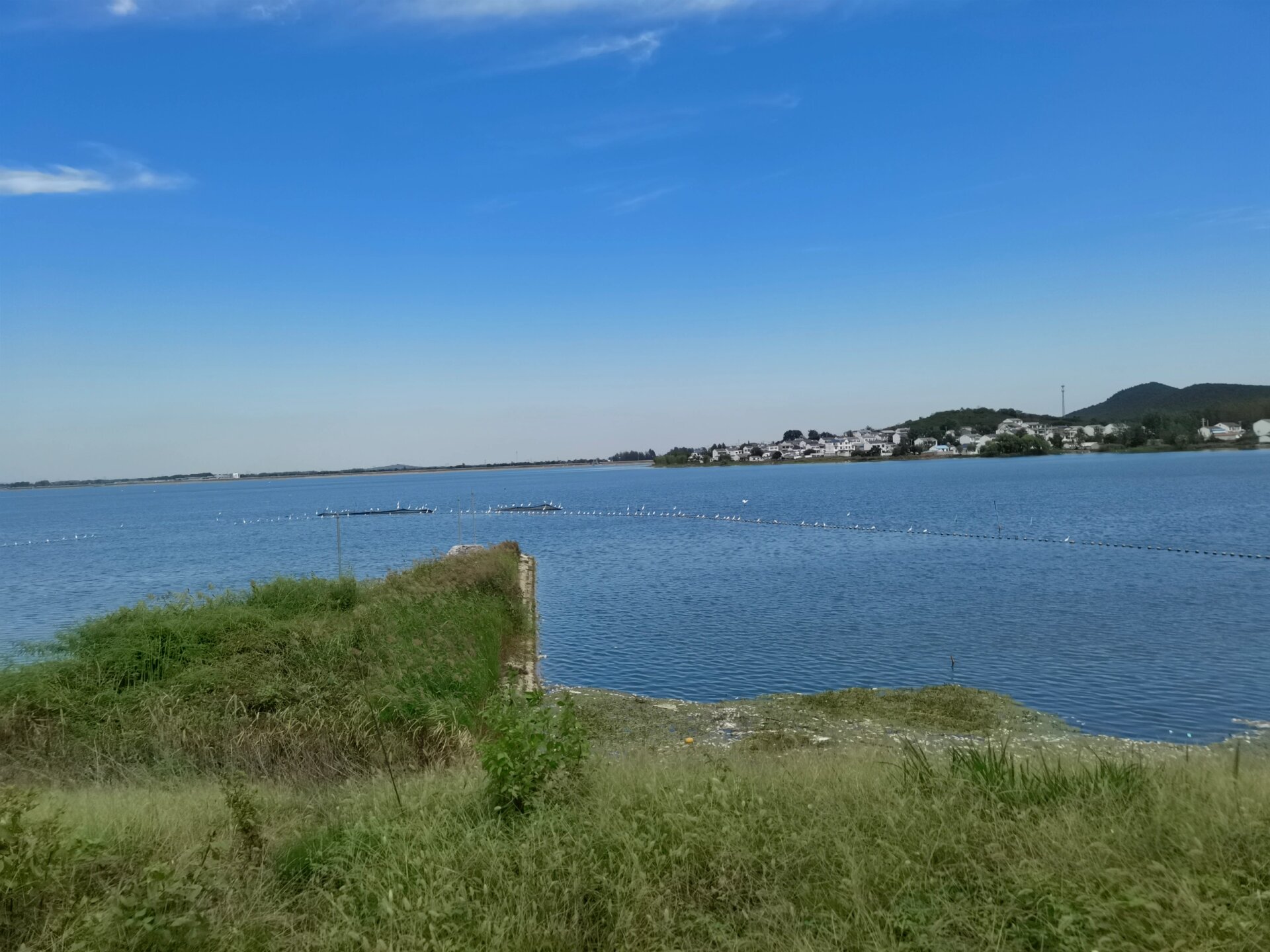 徐州吕梁游玩—崔贺庄水库 地址:崔贺庄水库 	 纯天然的风景,还没有
