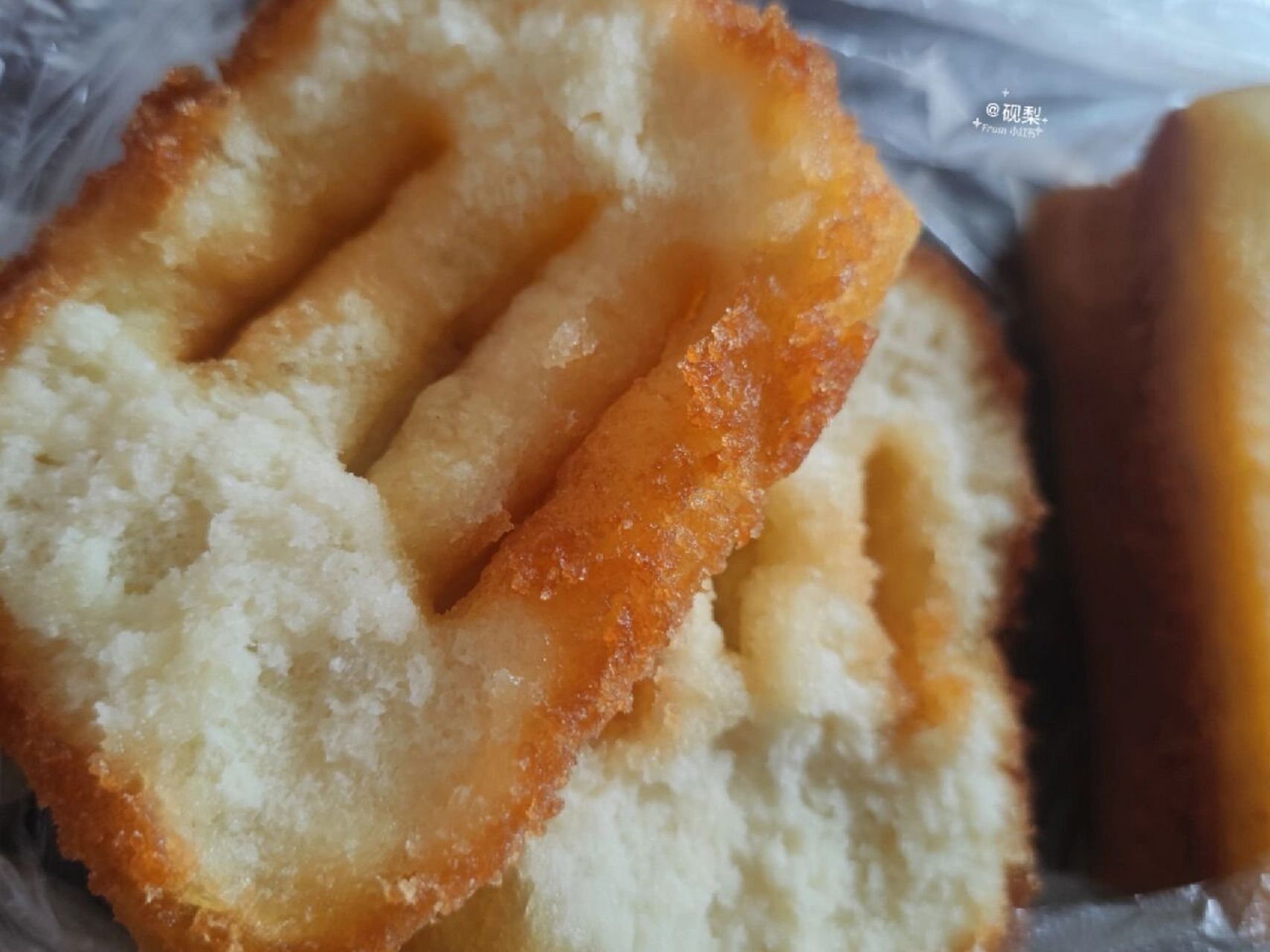 东北蜜果 哈尔滨的早市卖的早餐 蜜果 我们管油条叫大果子 这个是甜的