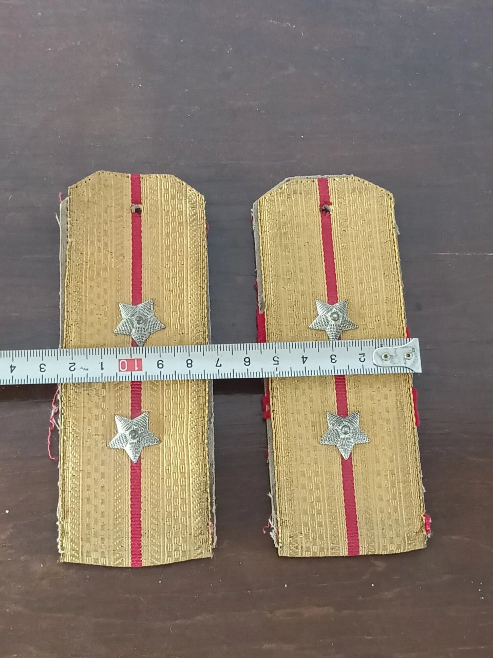 55式肩章一套,品相如图一般,包老保真