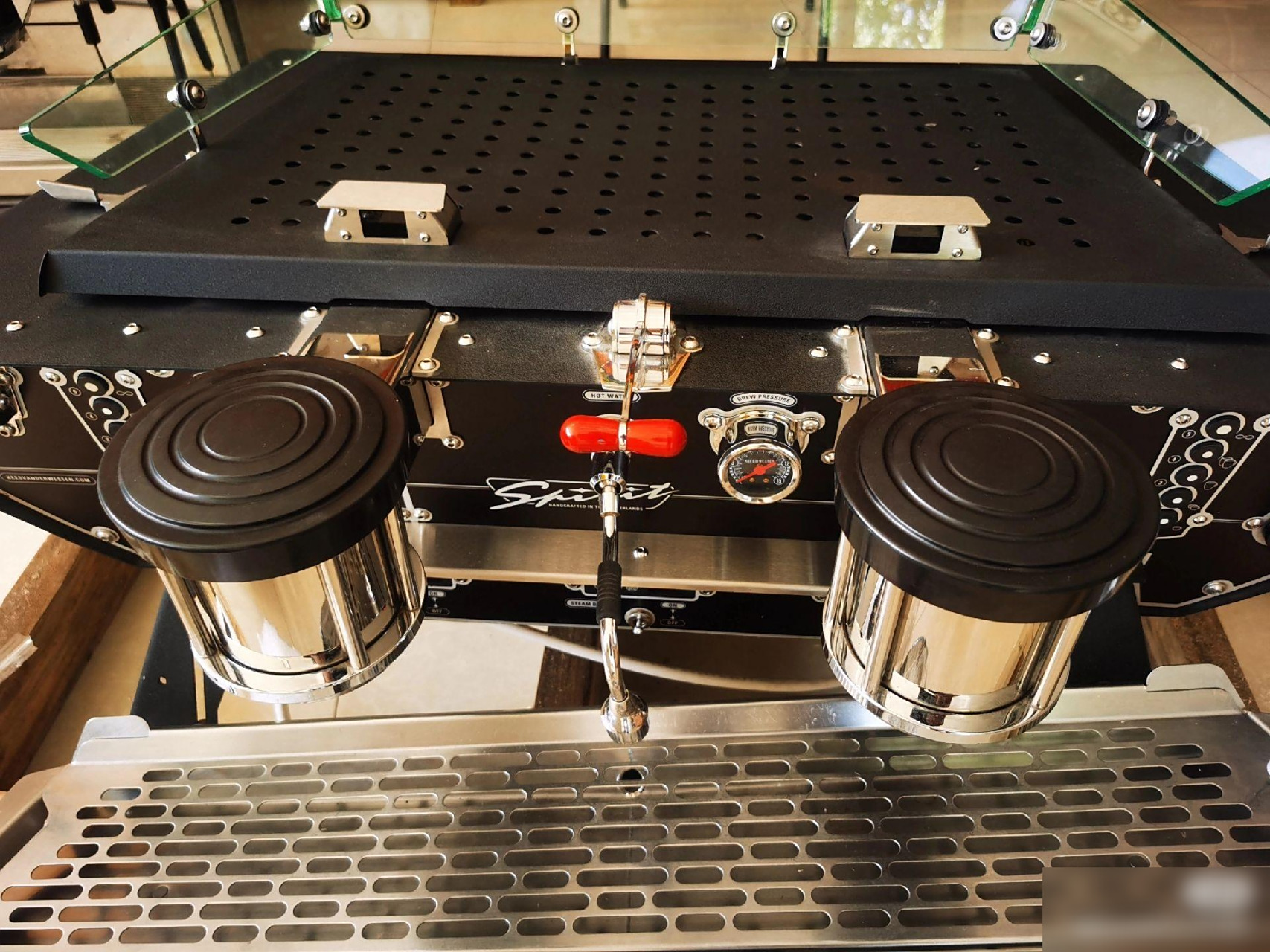 幻影﹣咖啡机中的劳斯莱斯 来自荷兰的纯手工打造咖啡机品牌 kees van