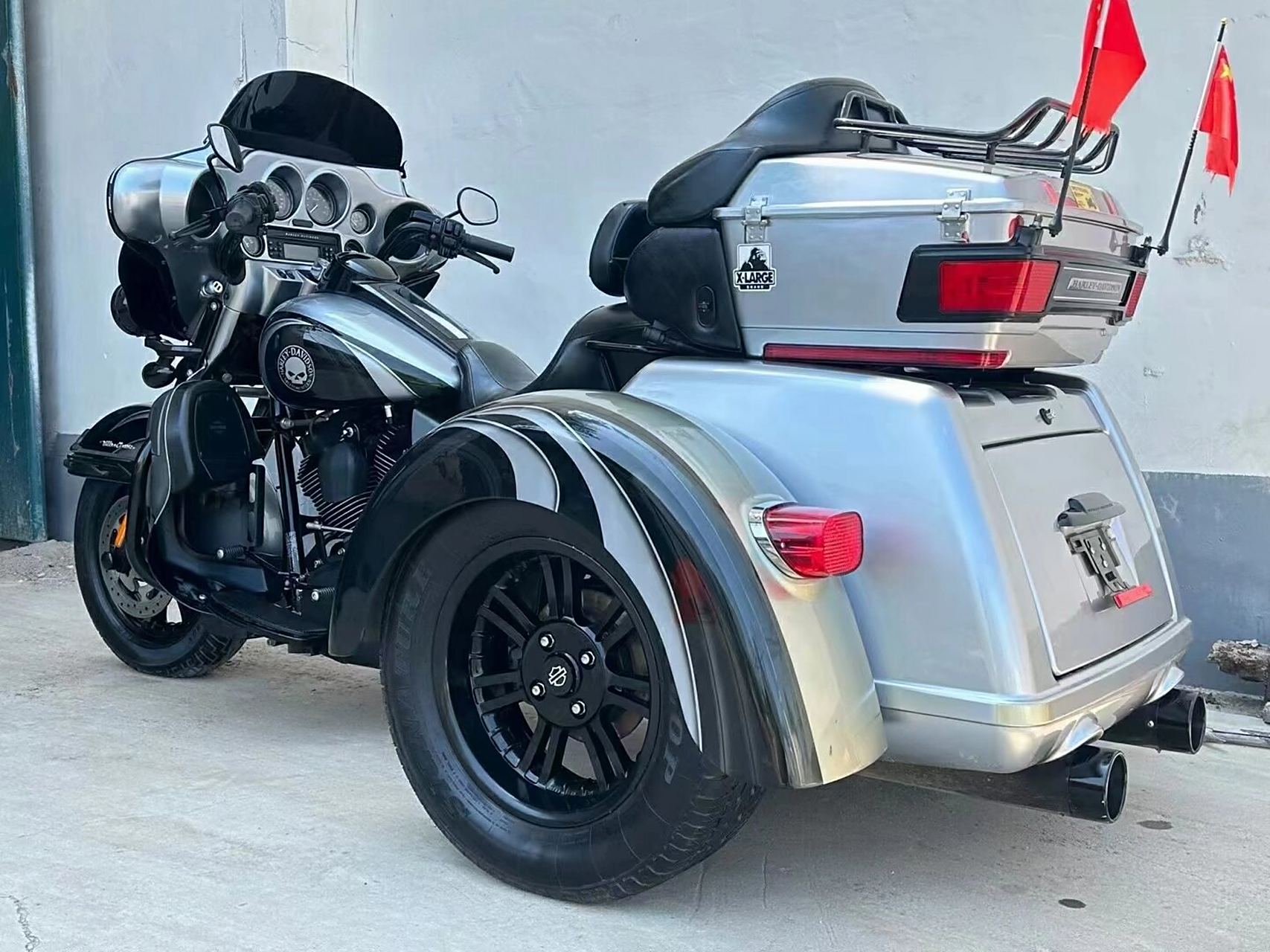 3万大贸哈雷三蹦子2013年正三轮 全车定制黑化.