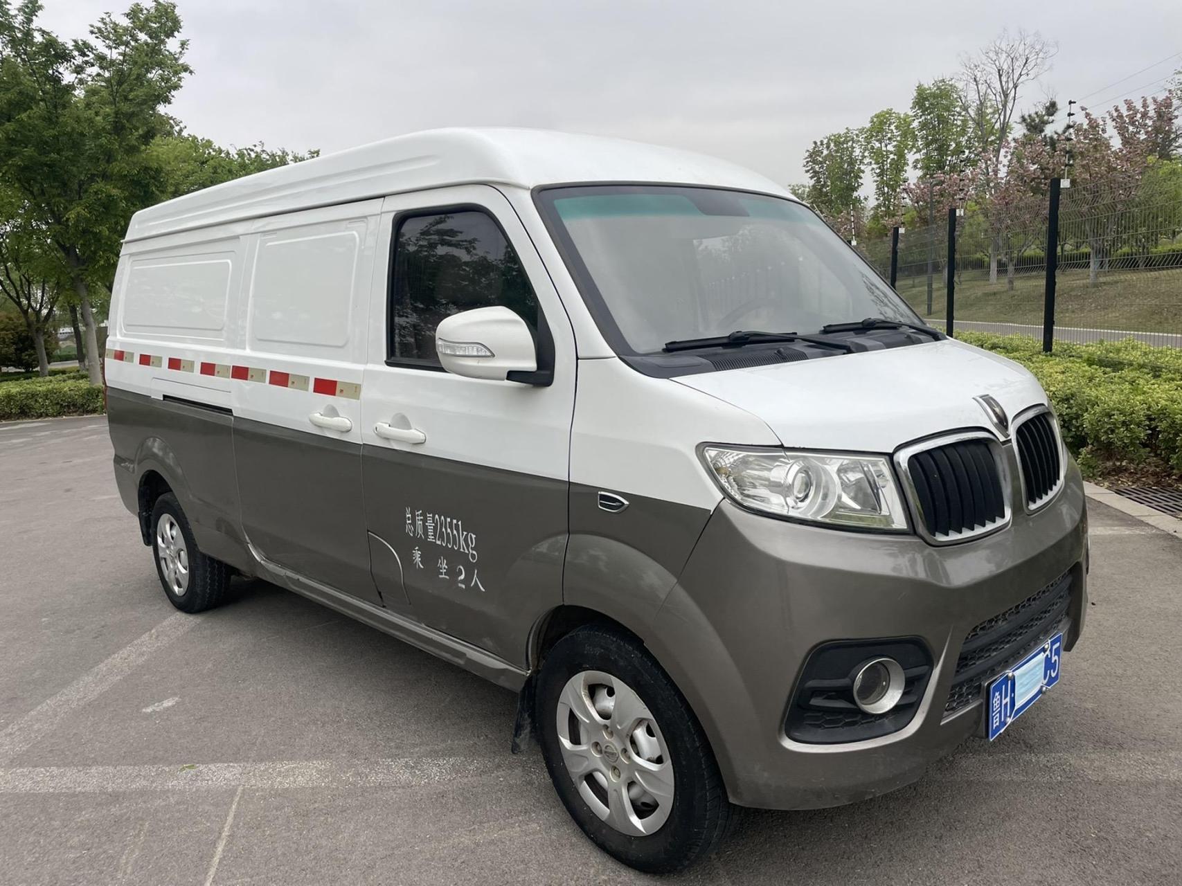 加长版封闭货车 20年 金杯新海狮 两座封闭货车 1.5 带空调