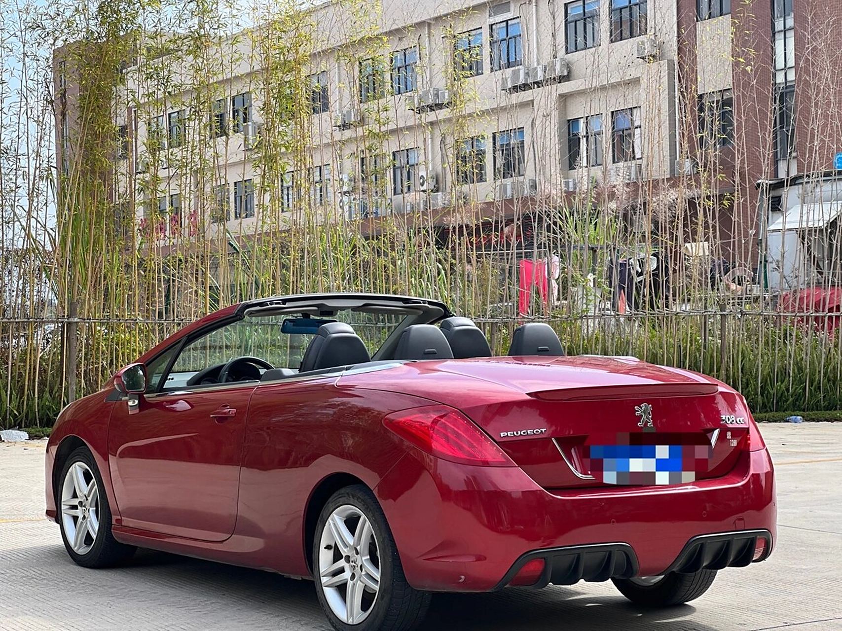 标致308cc敞篷跑车 92拿下11年7月标志308cc  1.