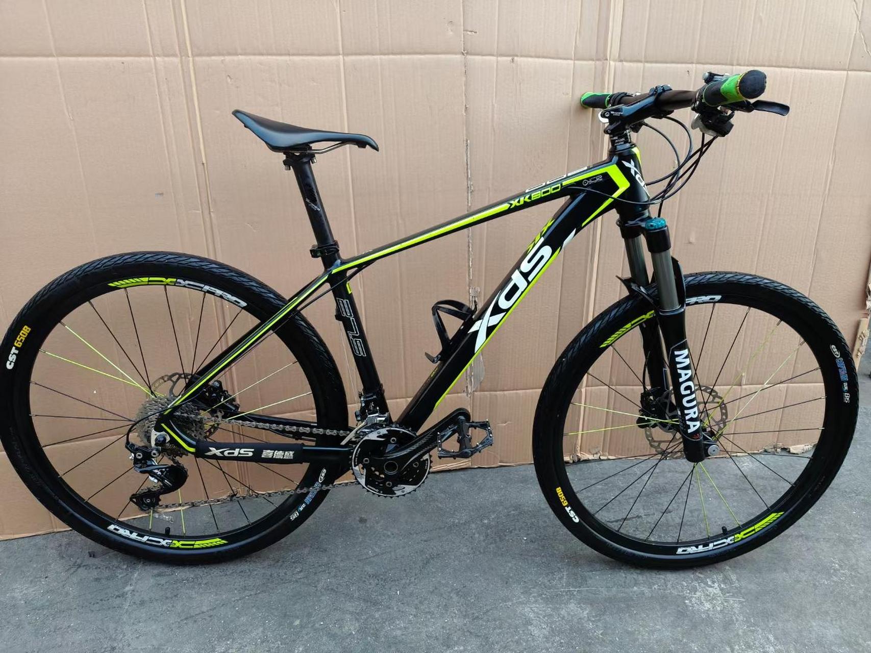 喜德盛侠客800,禧玛诺xt,套件,30速变速,deore油刹,线控气压前叉锁死