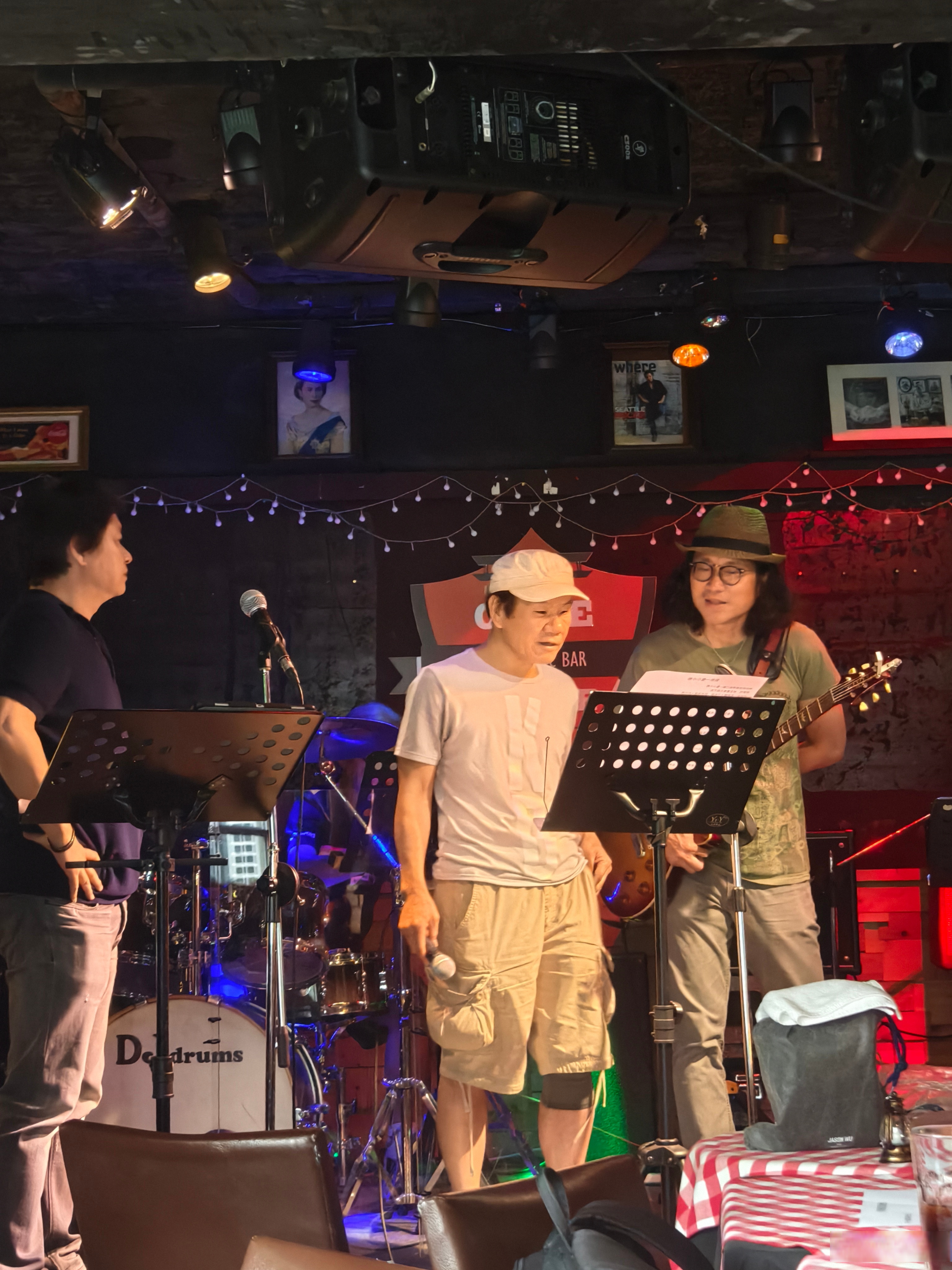 今日彩排 团建恰逢8月8日台湾省的父亲节 祝所有父亲节日快乐 #赵传给