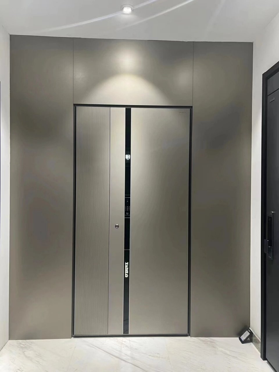 雅帝乐高端入户门 您可以拿走我的图案 但做不出我的效果 吸引您的