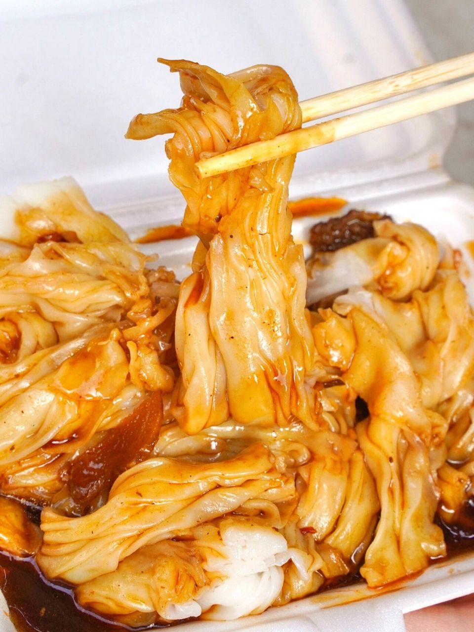 广州探店|便宜大份腩汁布拉肠6015才5r绝了 藏在老城区的宝藏平价