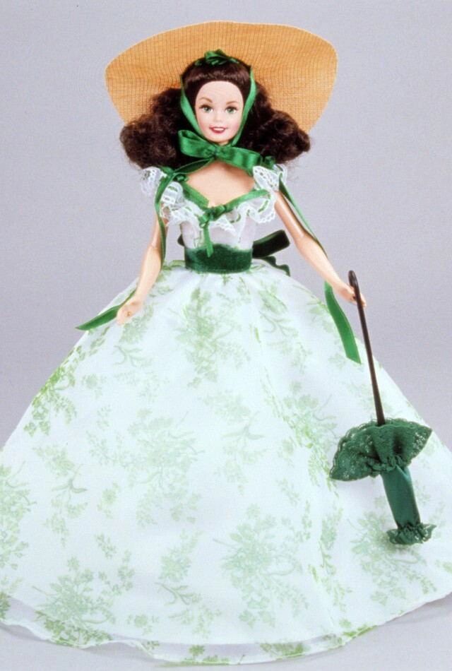 2003年7月27日丨千禧年限量芭比娃娃组图 今天是2003年7月27日,星期日