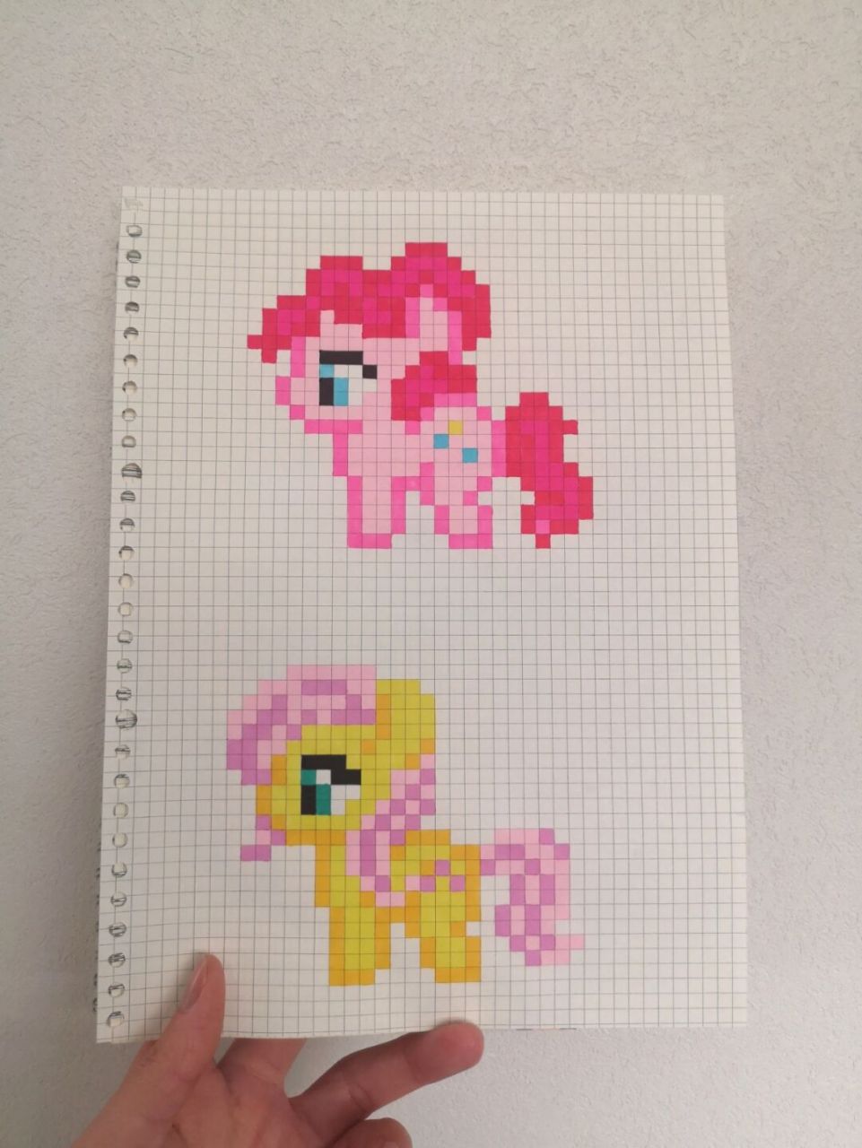 像素画:《小马宝莉》碧琪&柔柔 "我喜欢看到我的朋友微笑" #碧琪