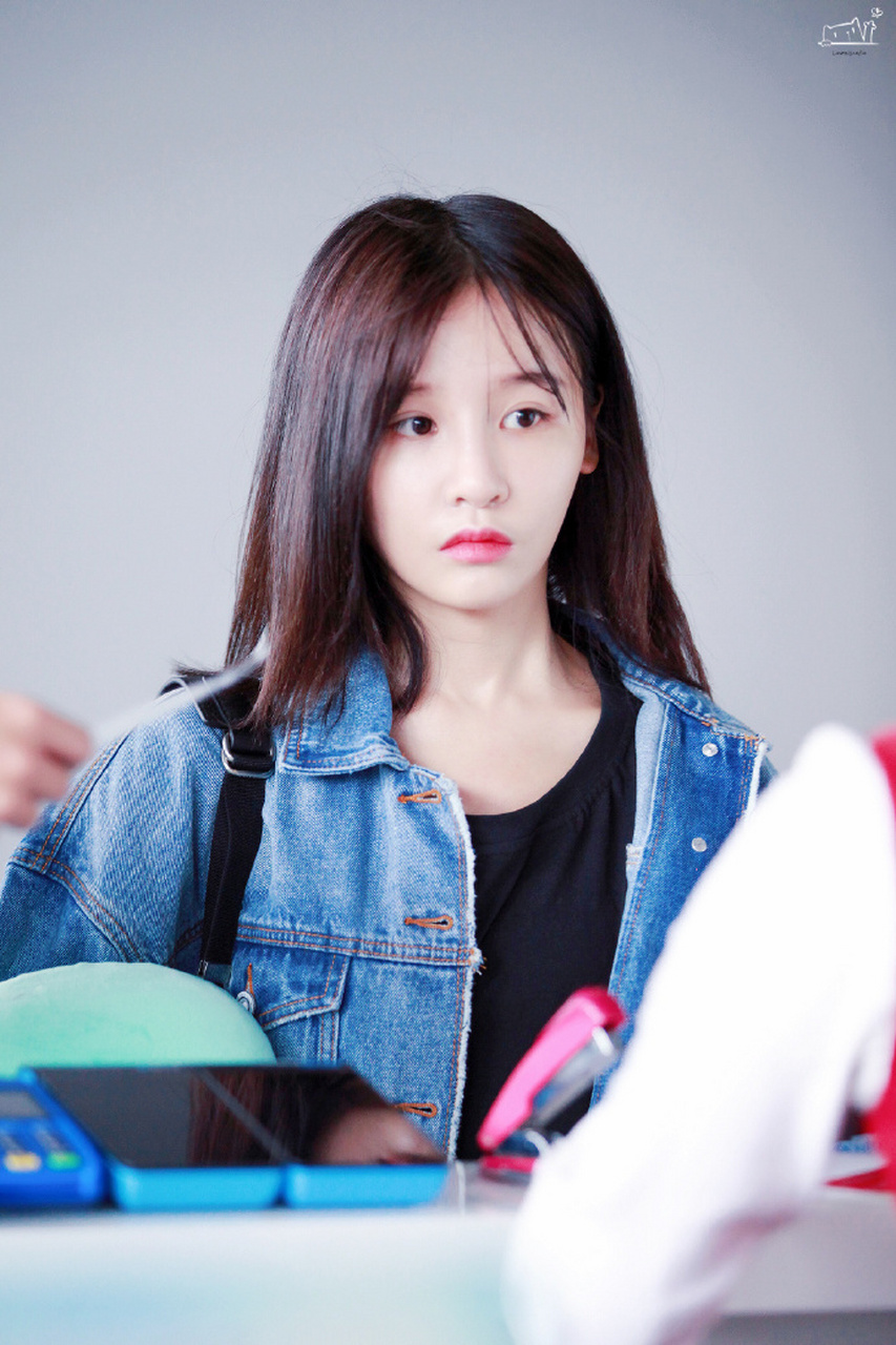 曾艳芬|机场照时尚