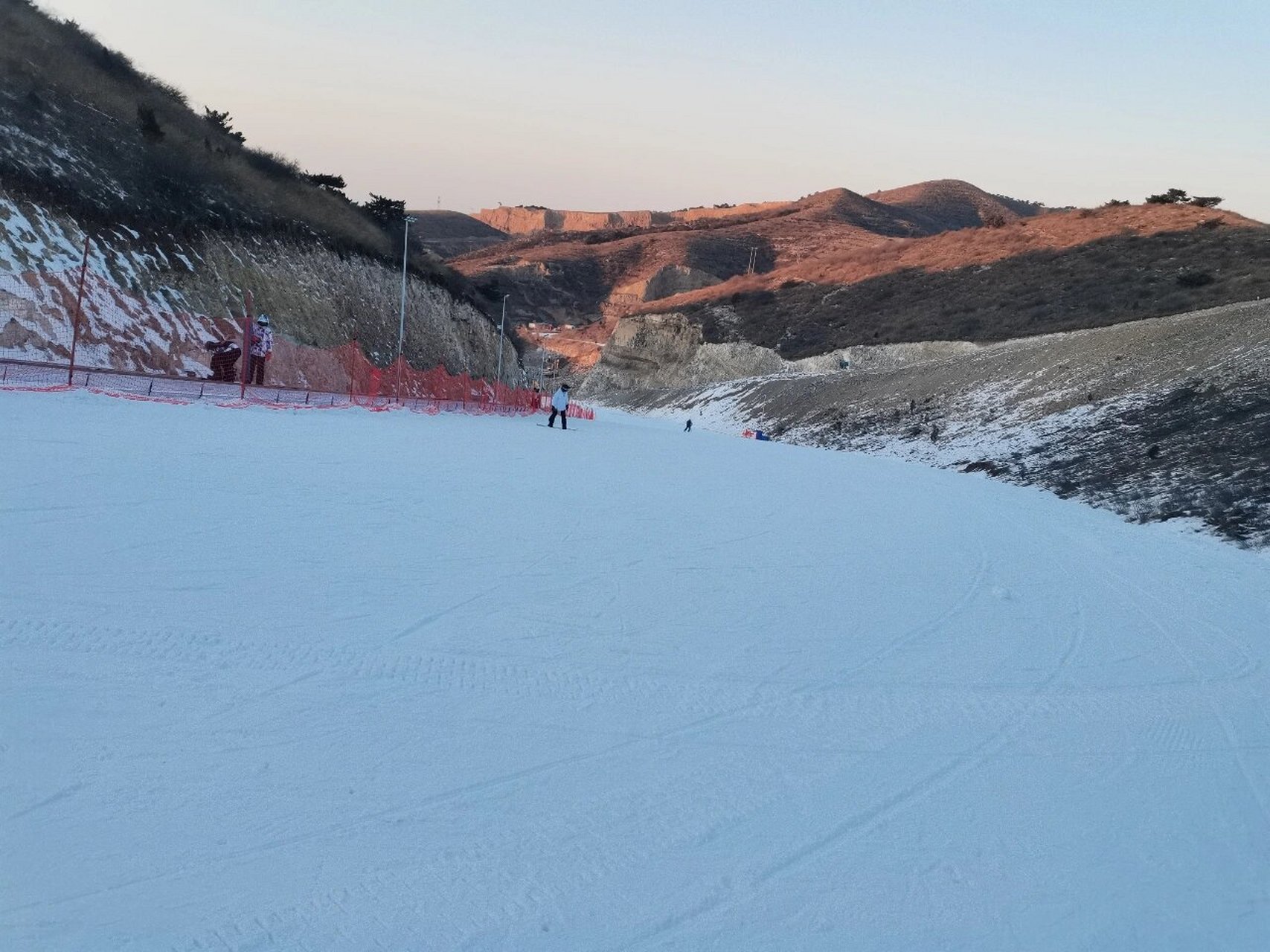 长治亚布洛尼滑雪场图片