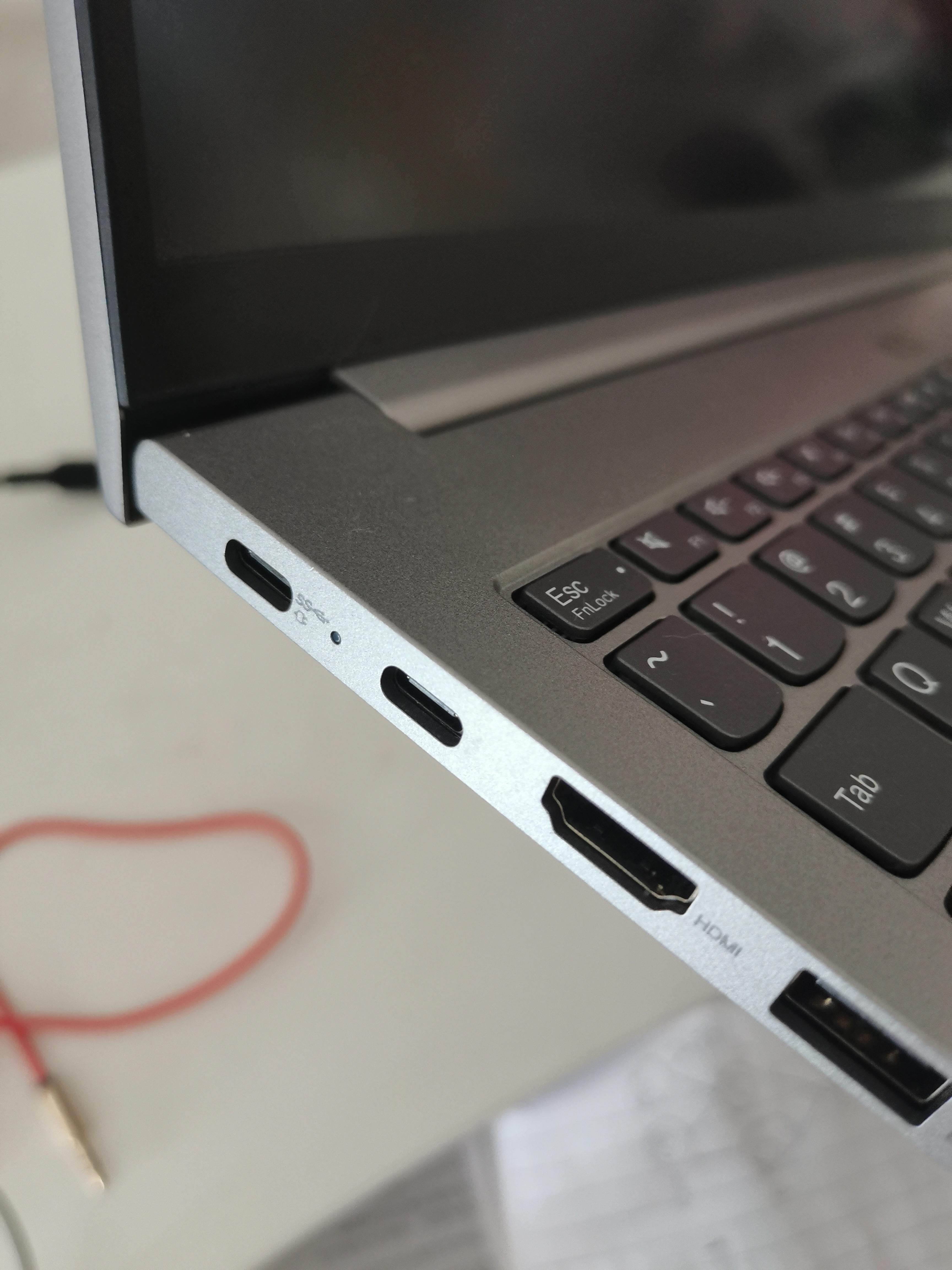 米虾米 的想法: 我电脑是联想的,但是看到充电口有两个type c的接口