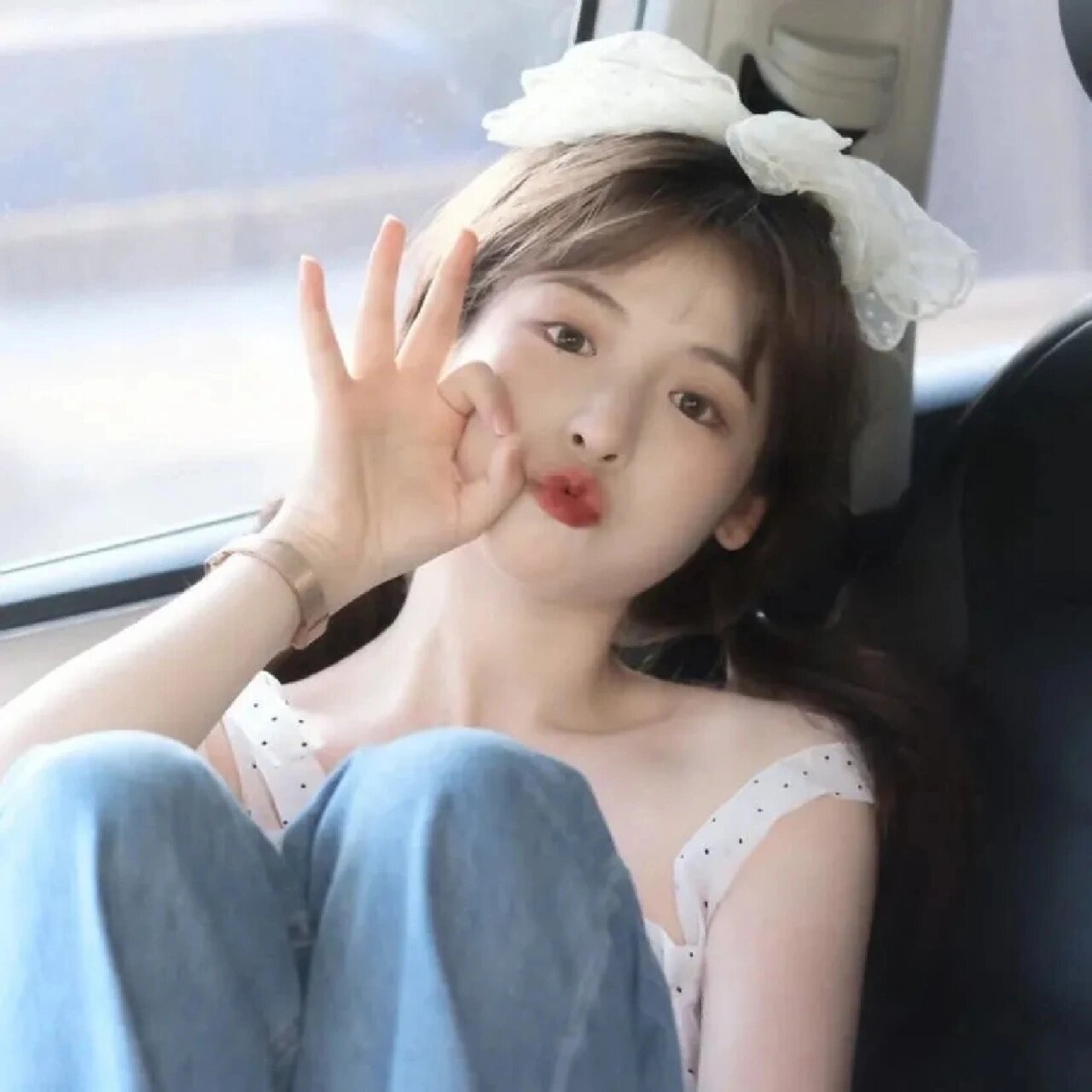 ins清新治愈超纯欲风女生头像