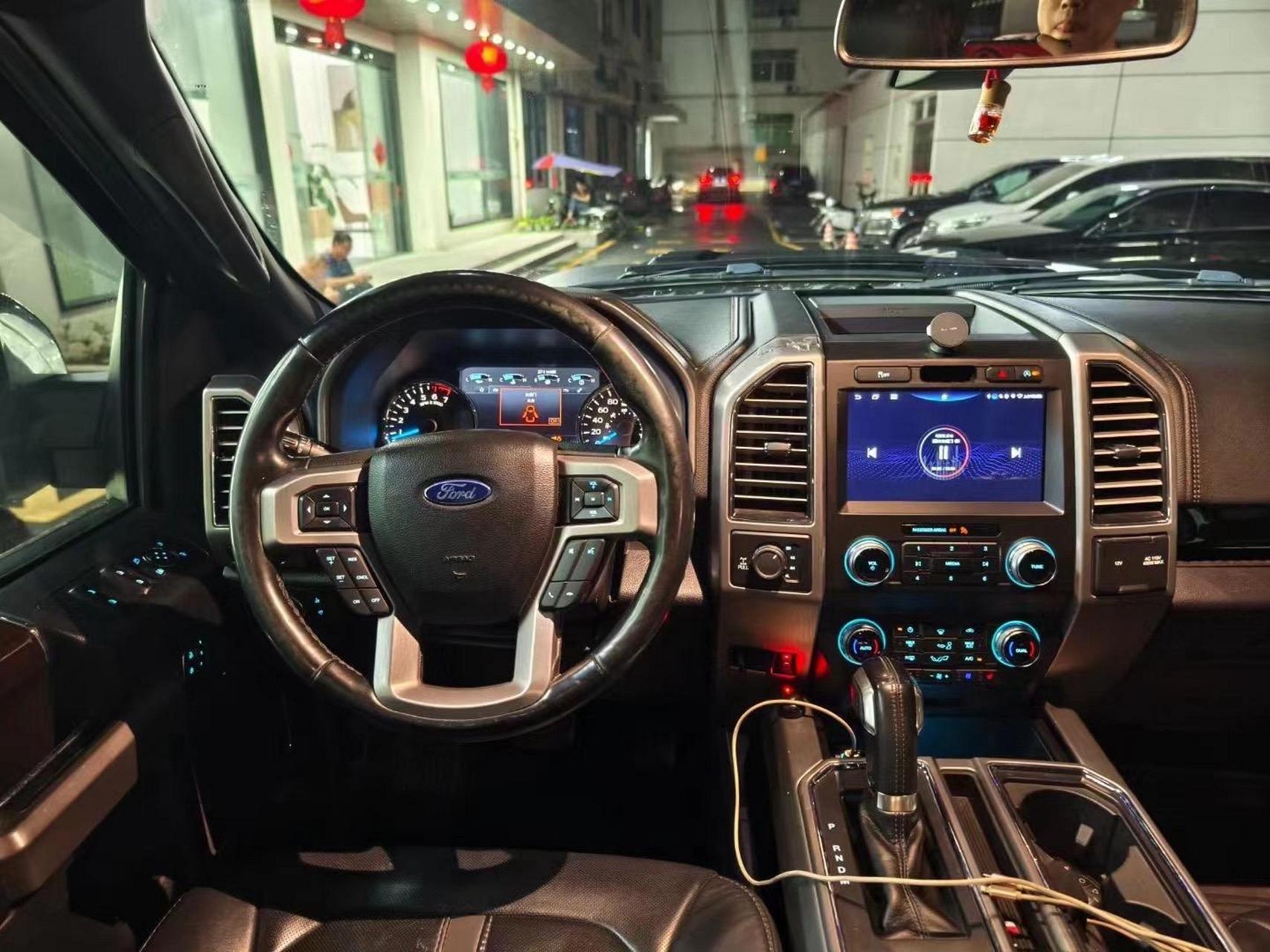 福特f150墨西哥lobo铂金版