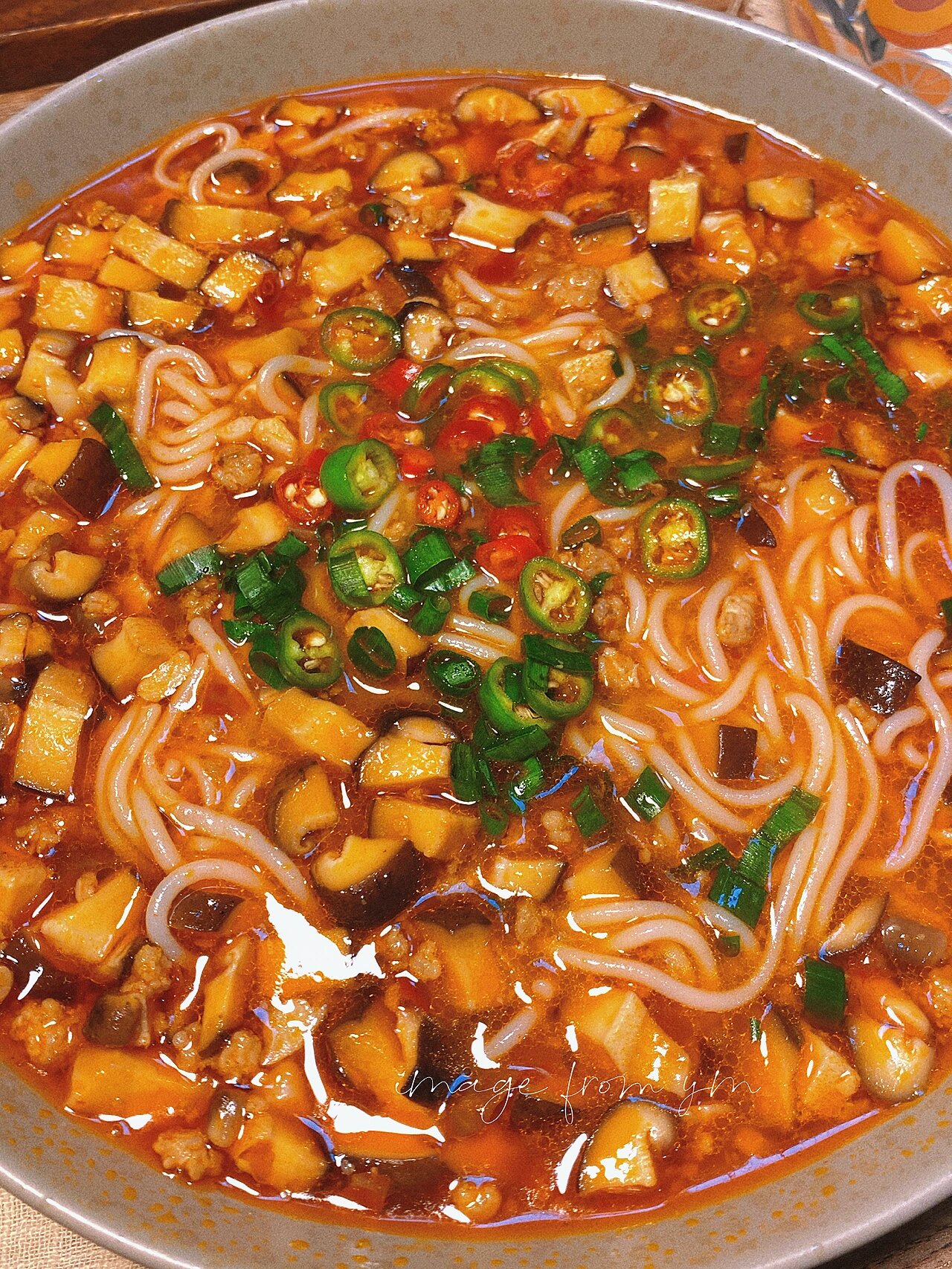 香菇肉酱米线6015超级简单!吃完巨满足啊啊