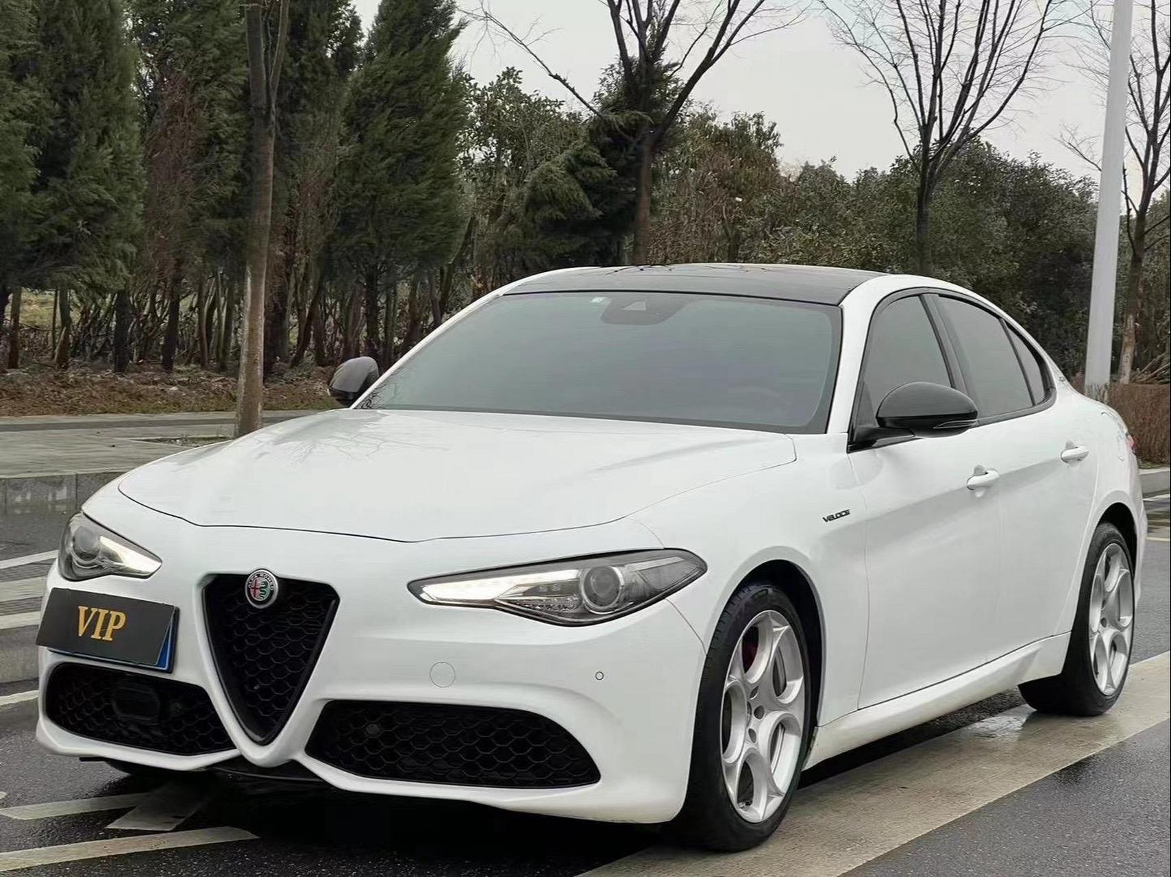 2021年阿尔法罗密欧朱丽叶,280h豪华运动版,原装意大利进口,车况极品