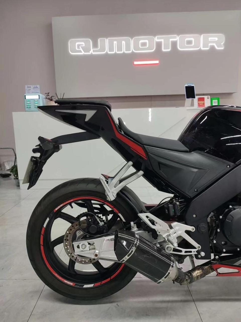 20年诺马刀锋400.