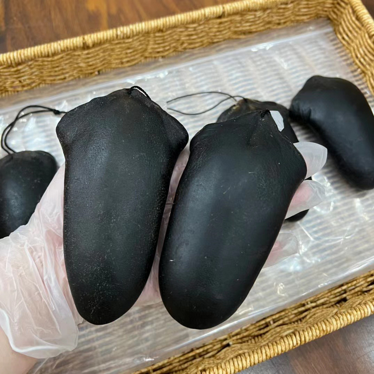 鹿尾巴的作用 功效:补肾壮阳 壮腰益肾,治风湿,对产后腰痛,老年人腰痛