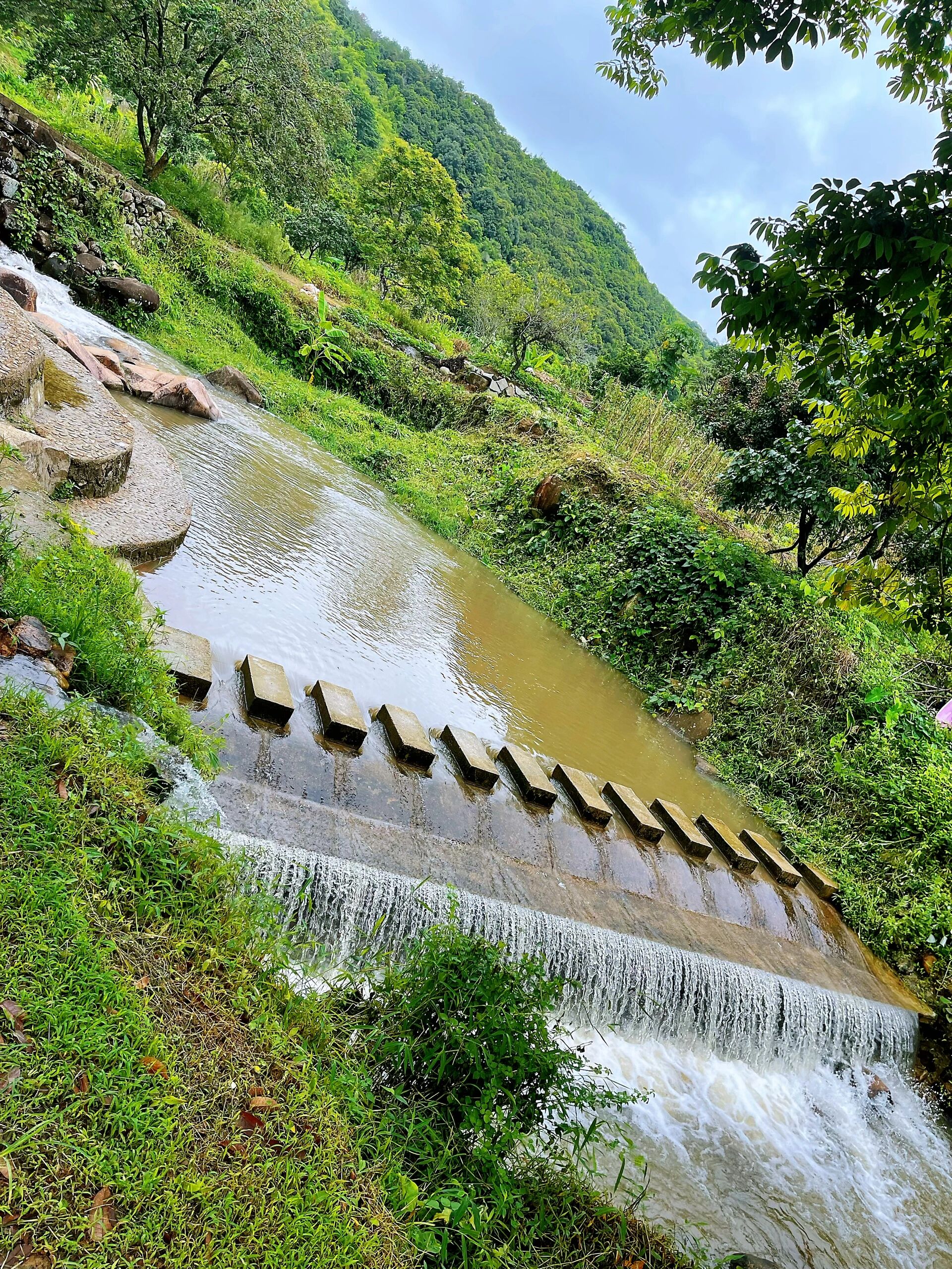 潮州周末避暑胜地  夏天的浪漫,玩水占一半 潮州碗窑村,周末避暑好