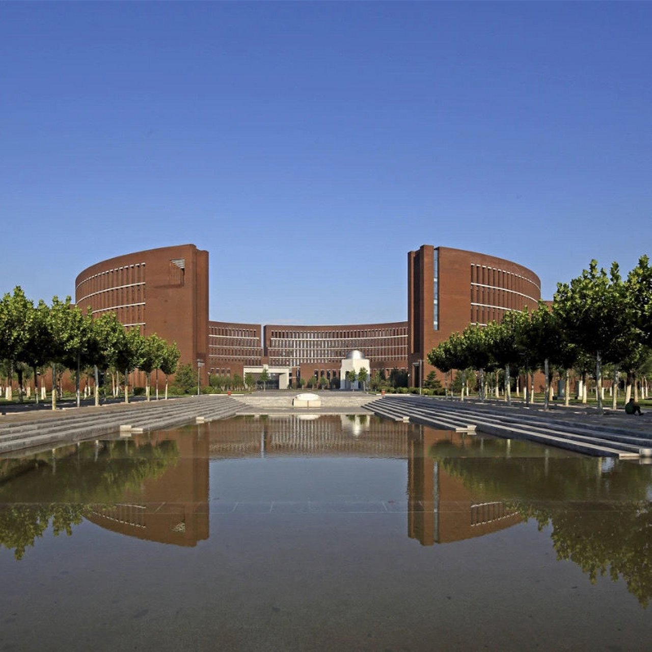 [学校分享] 天津大学新校区主楼 天津大学新校区主楼 main building