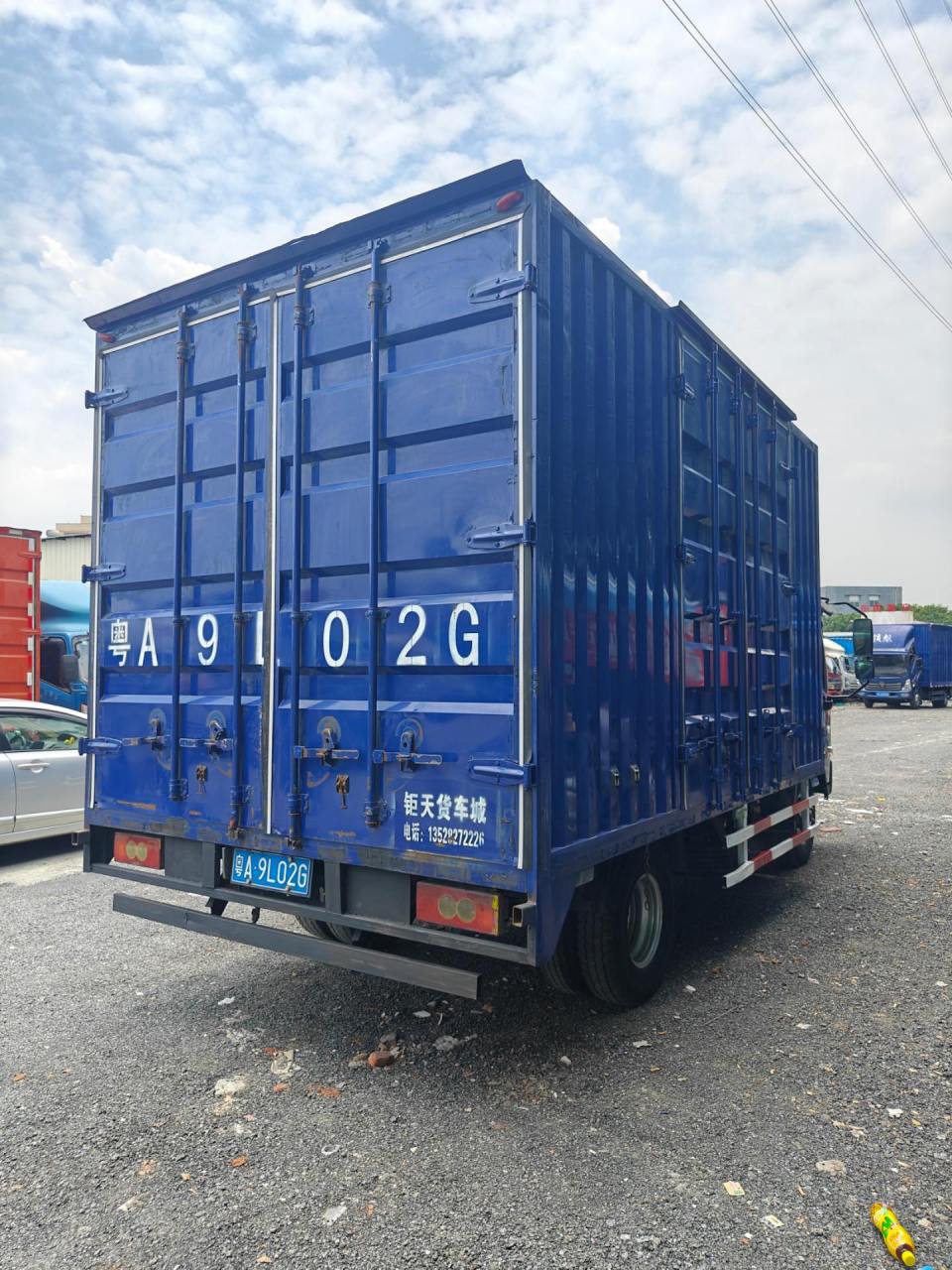 19年11月福田领航m6,德威d25-143匹马力,6档变速箱,断气刹,气囊座椅