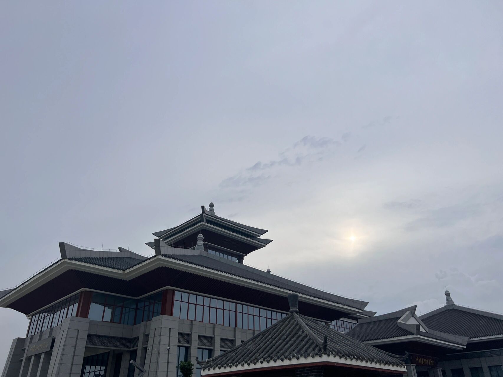 茂名高州荔枝博物馆 博物馆超级大,里面有很多关于荔枝的有趣故事