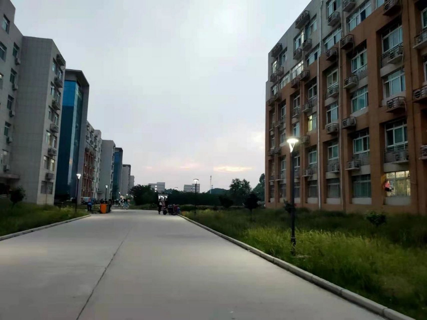 河南测绘职业学院 快跑快跑!