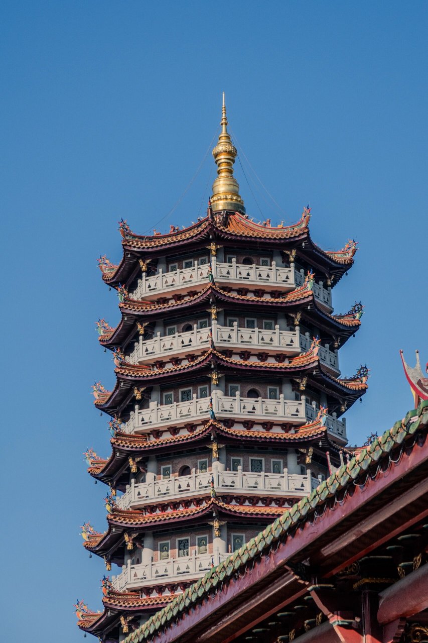 江南也有华丽磅礴的寺庙01上海地铁就能到 遛弯去昆山被慧聚寺的美