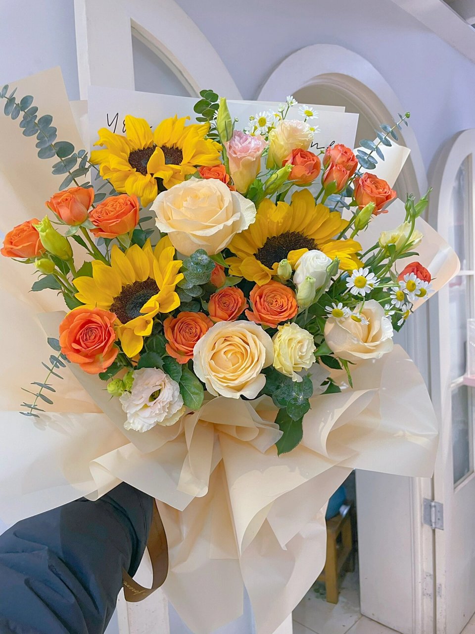 喜提新车花束 喜事怎么少得了鲜花和掌声👏 良辰吉日 喜提新车