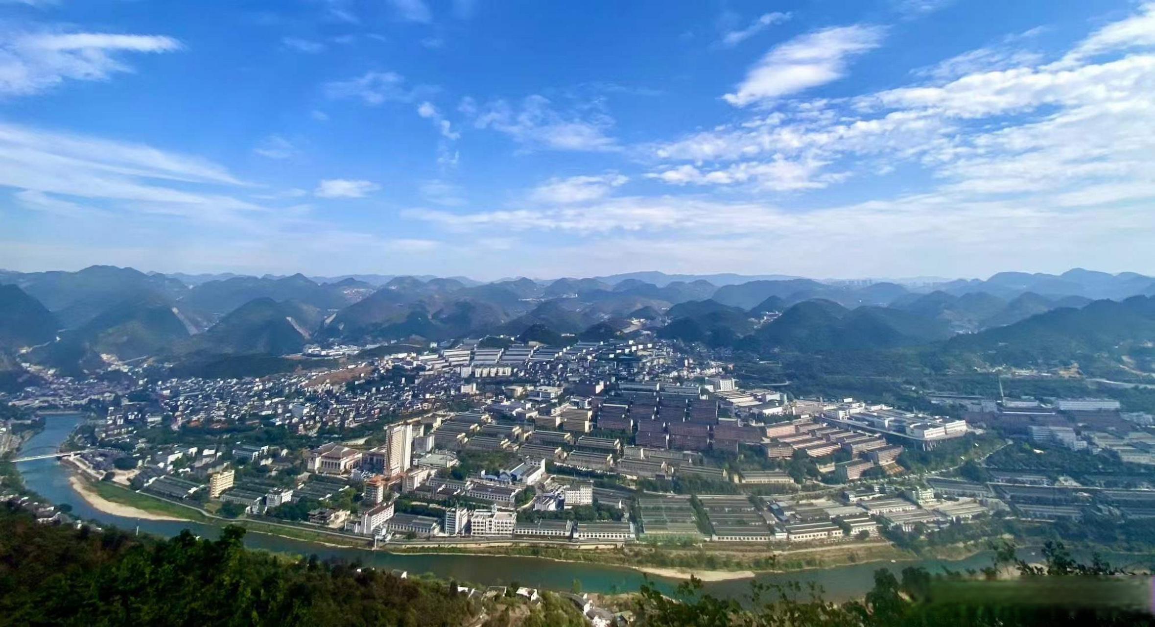 最优质的水源##赤水河#      一瓶好酒的诞生,是工艺的传承,更是大