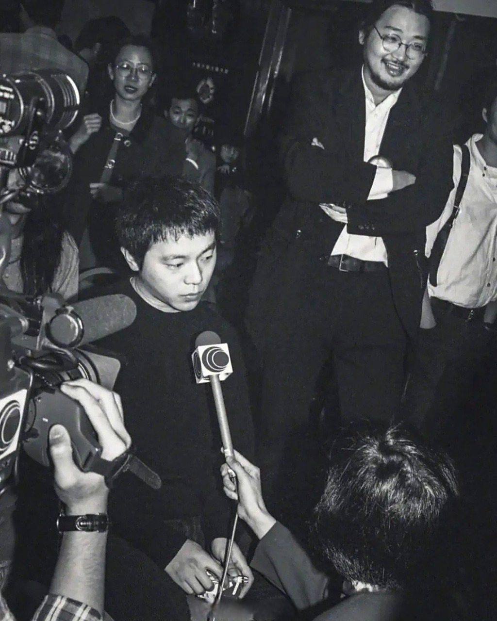 53岁窦唯状态#年轻的时候一脸桀骜人到中年反而一脸慈祥,这就是岁月