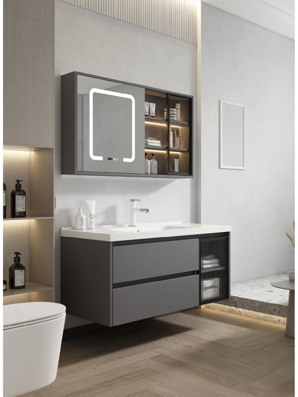 浴室柜就选多层实木免漆柜 作为一个销售过多种材质浴室柜的销售员,我