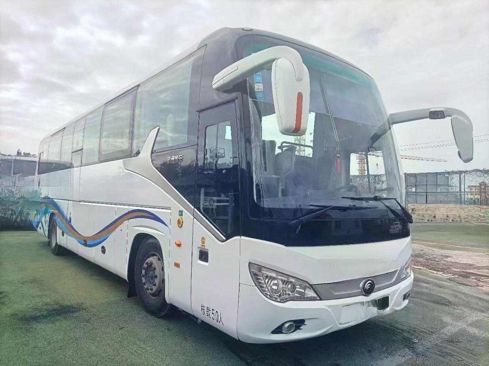 2019年上牌50座宇通6120,双门,气囊底盘,缓速器,玉柴330发动机,行驶