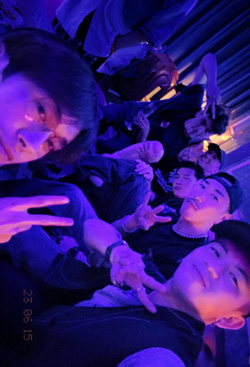 永远易家人9792  #易燃装置