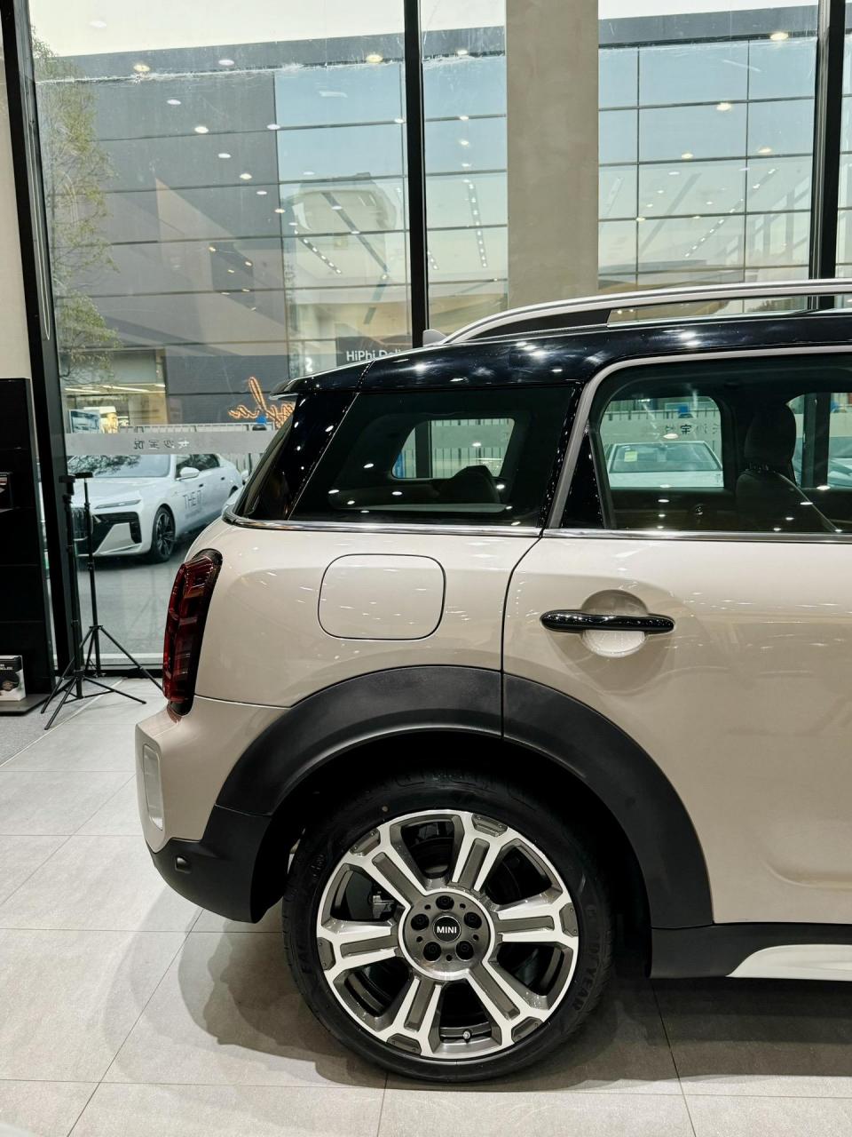 这款长沙宝悦mini现车精选的mini countryman 独角兽灰可是个令人心动
