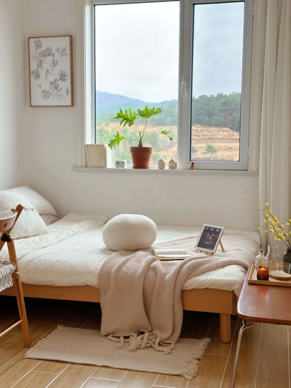 9平米小卧室带来的安全感 好喜欢小卧室带来的安全感呀 1.