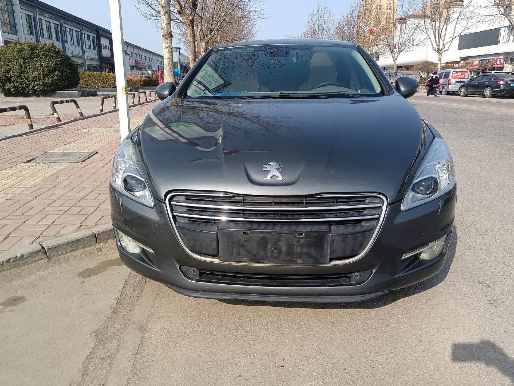 12年标志508,2.3自动高配,2万多