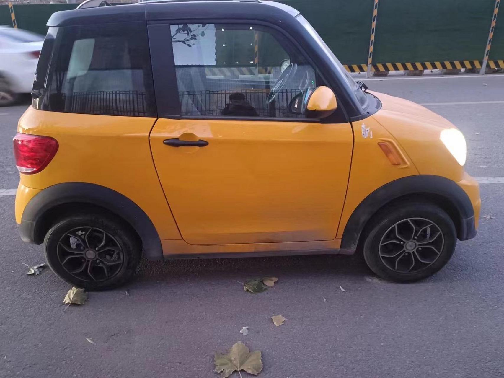 21购买今日阳光m2顶配,23年更换全新六块120安电池,冷暖空调,一键启动