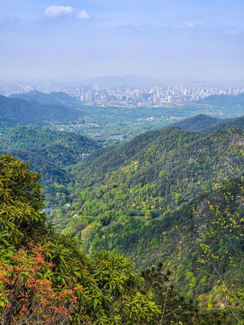 西湖最高峰-天门山(天竺山) 这是西湖群山之巅,天门山 也叫天竺山