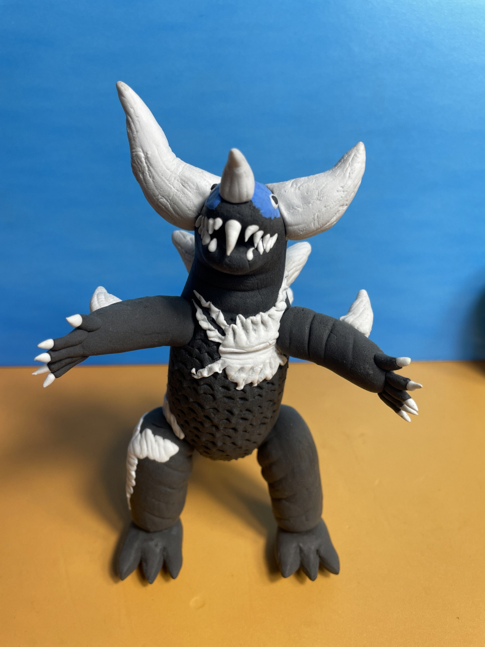 不同形态的哥莫拉聚会啦 哥莫拉有很多形态,分享已经做出的四个形态的