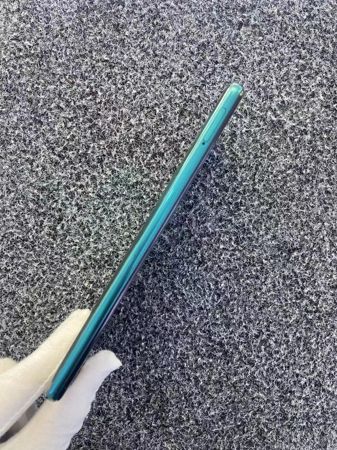 华为nova7se   乐活版   5g全网通  8 128g   麒麟820e芯片    成色98