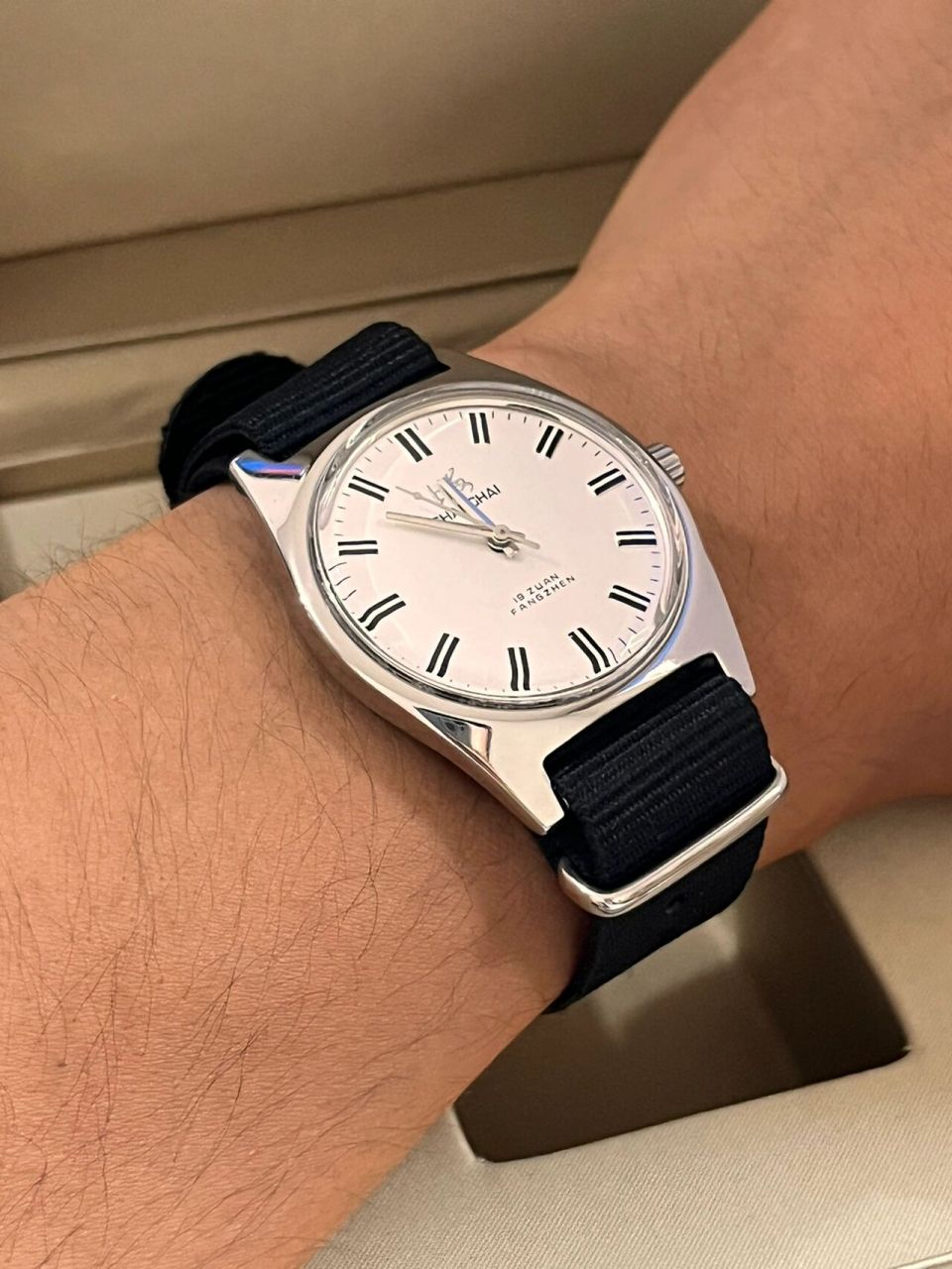 上海7120型手表,机芯稳定性极佳. 上海7120手表,自己动手翻新的.