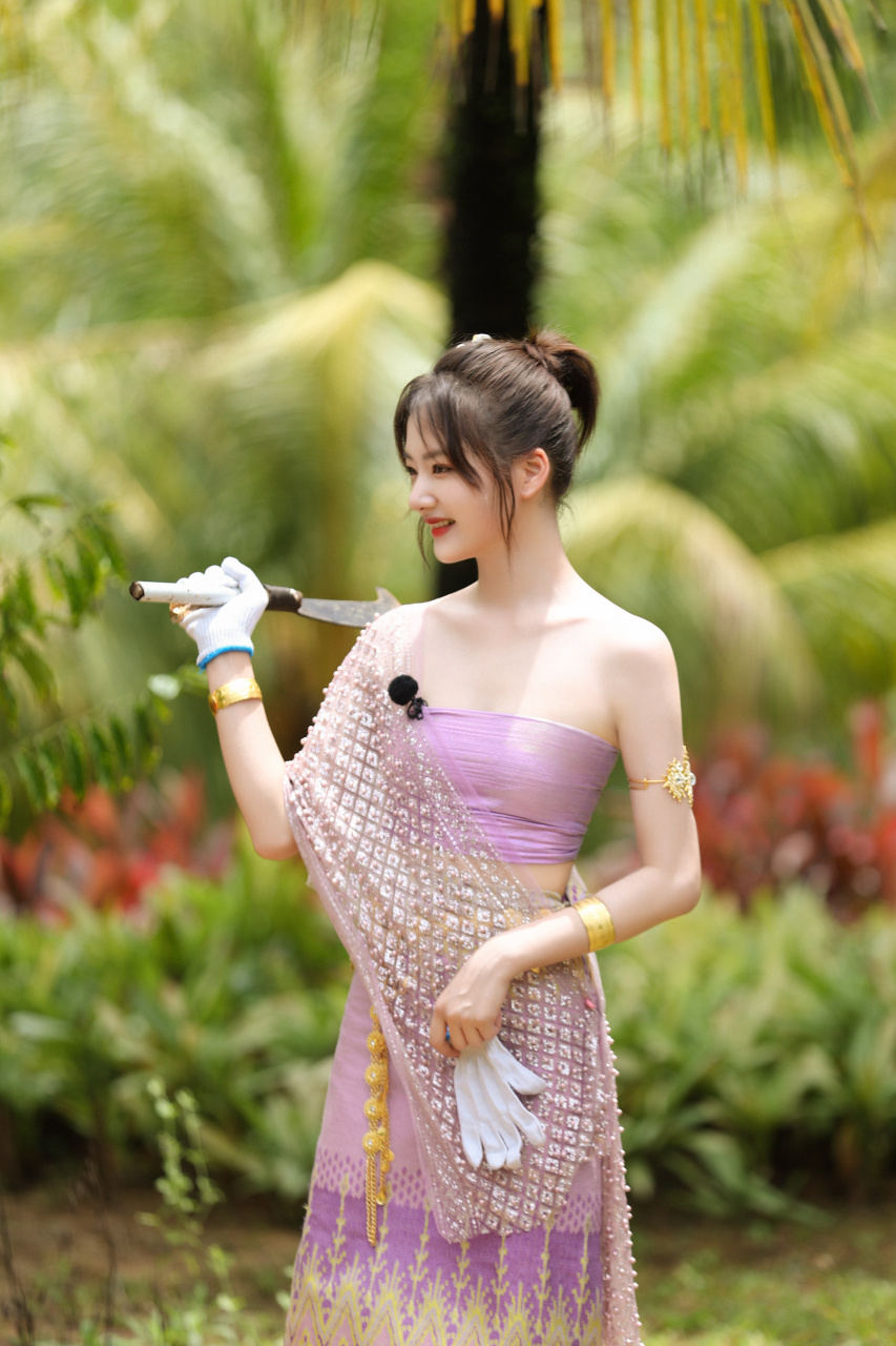 女明星傣族风造型大赏