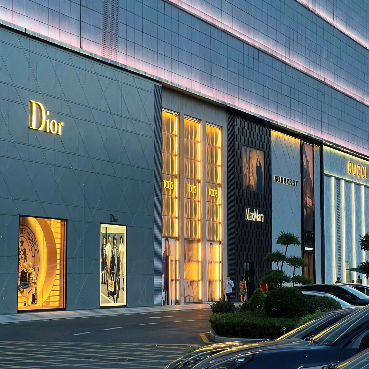 武汉国际广场|顶级奢侈品大牌外立面78 每到一个城市之后 都会去这