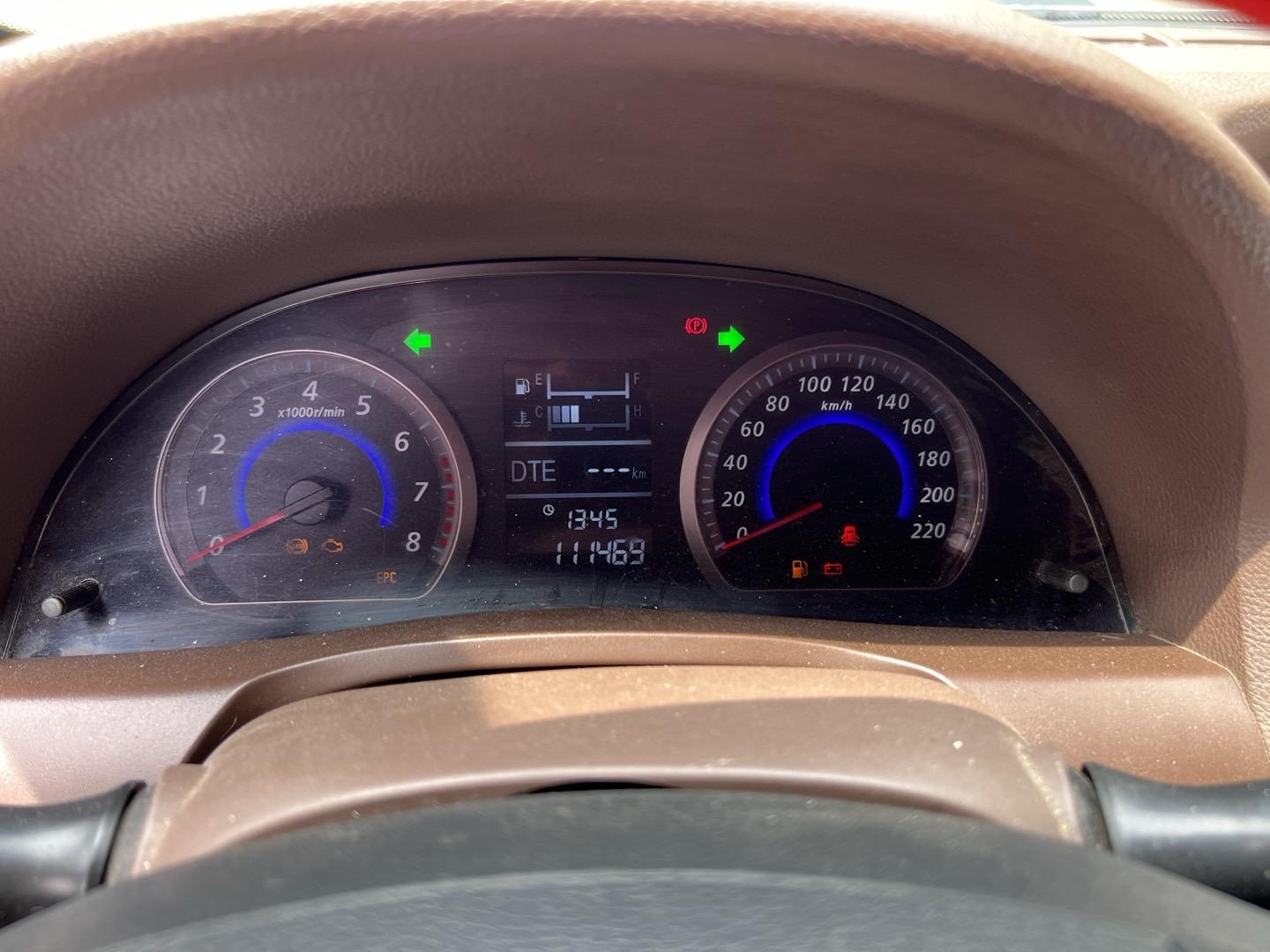 14年众泰z300,三菱发动机,空调哇凉,底盘紧凑,做个福利